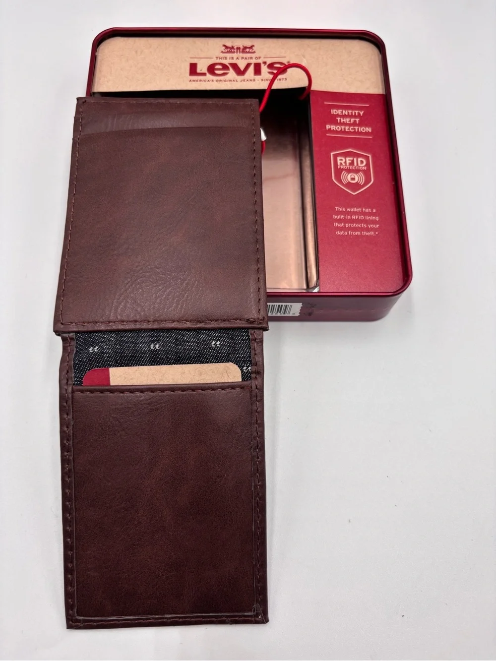 LEVI'S Men Genuine Leather Wallet W/ RFID Protection Brown Bifold Style RN129919